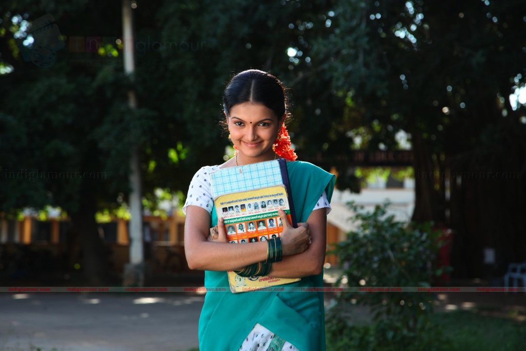 Bheemili Movie hd photo