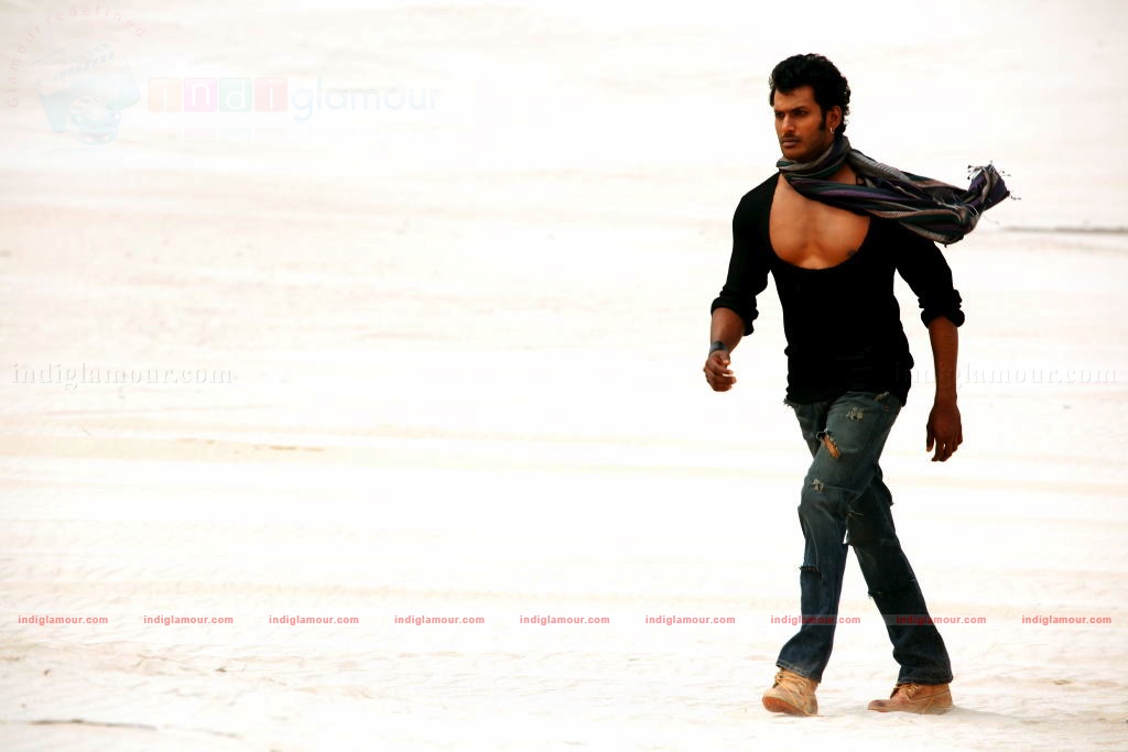 Khiladi Movie hd photo
