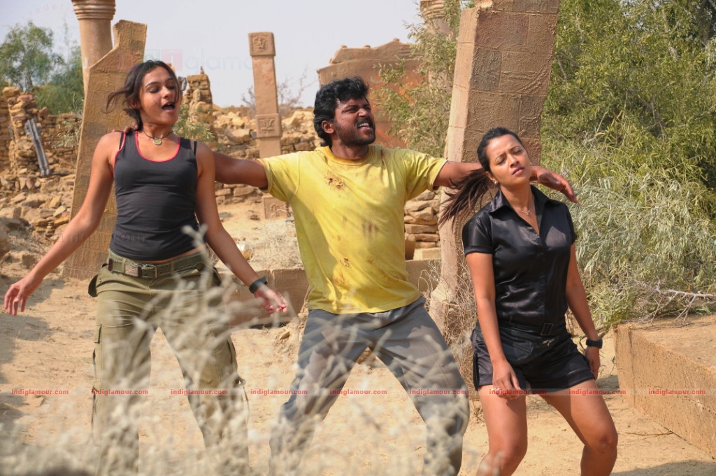 Yuganiki Okkadu Movie hd photo