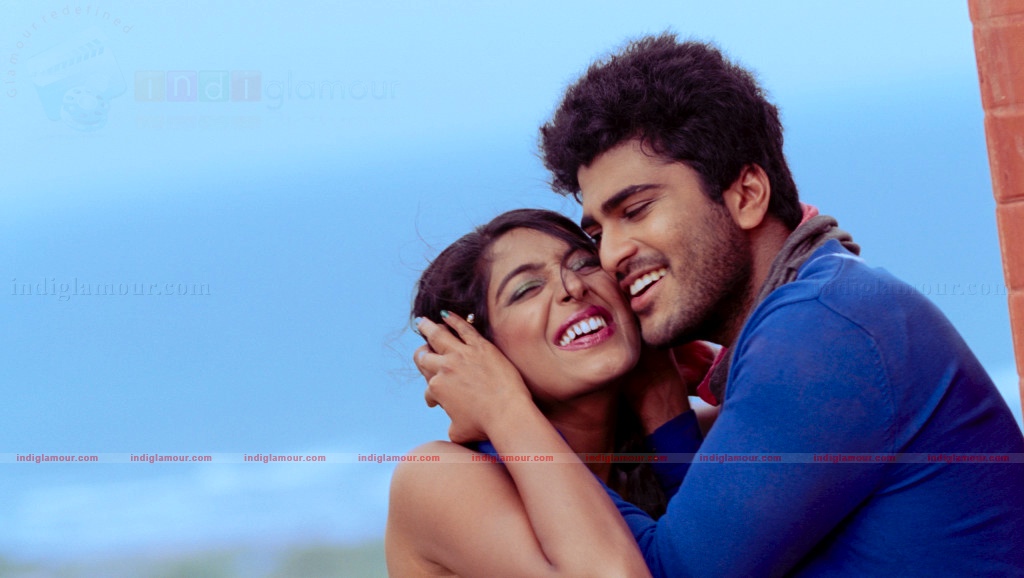 Andari Bhanduvaya Movie hd photo