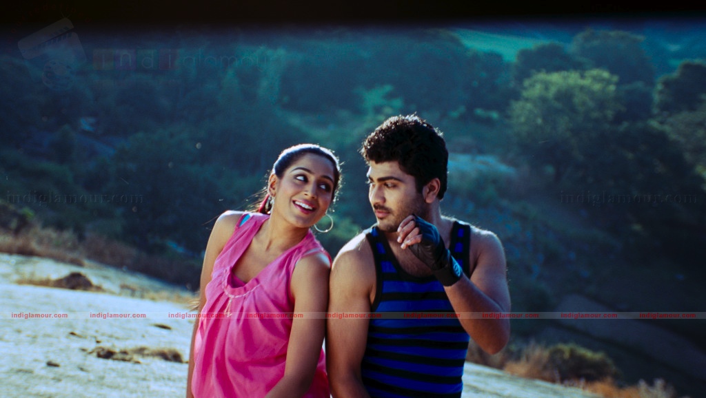 Andari Bhanduvaya Movie hd photo