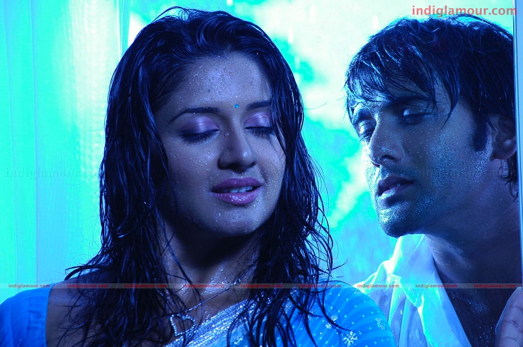 Chukkalanti Ammayi Chakkananina Abbayi Movie hd photo