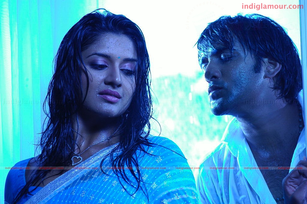 Chukkalanti Ammayi Chakkananina Abbayi Movie hd photo