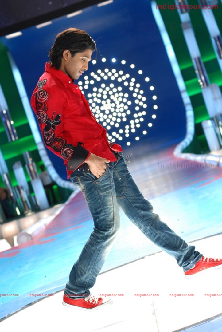 Varudu Movie hd photo