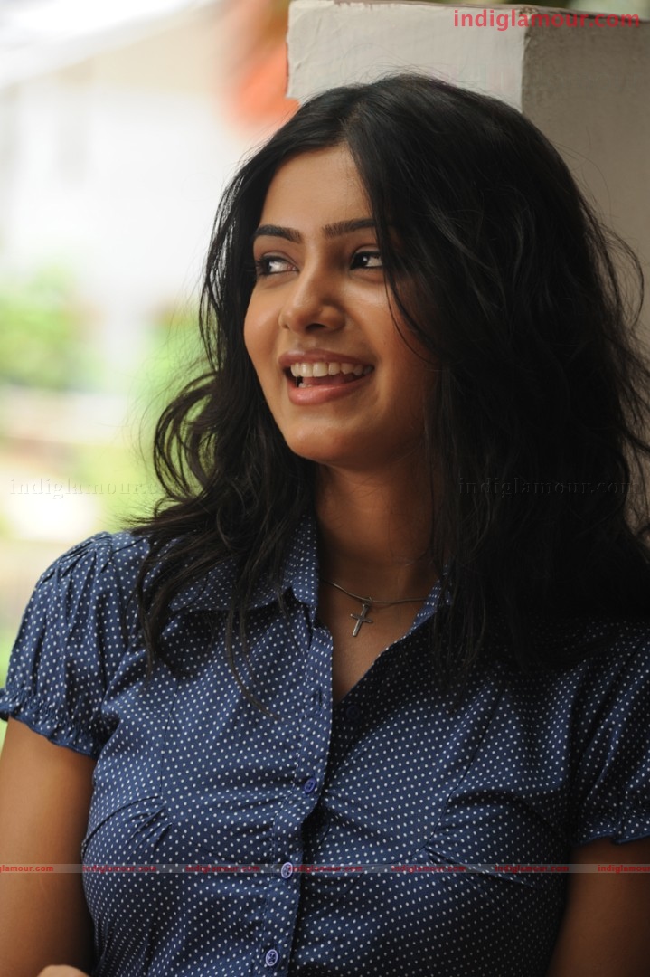 Yemaaya Chesave Movie hd photo