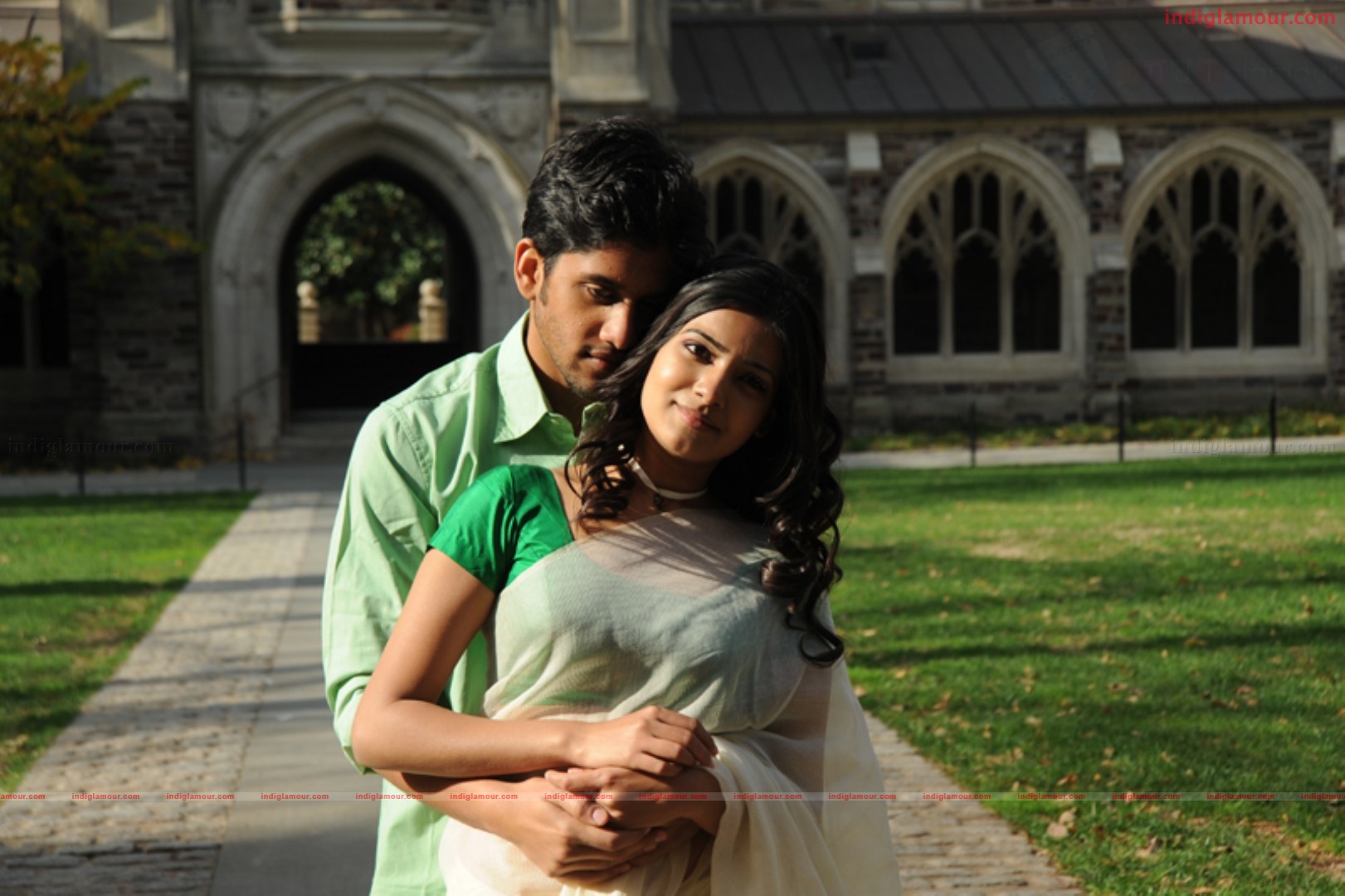 Yemaaya Chesave Movie hd photo