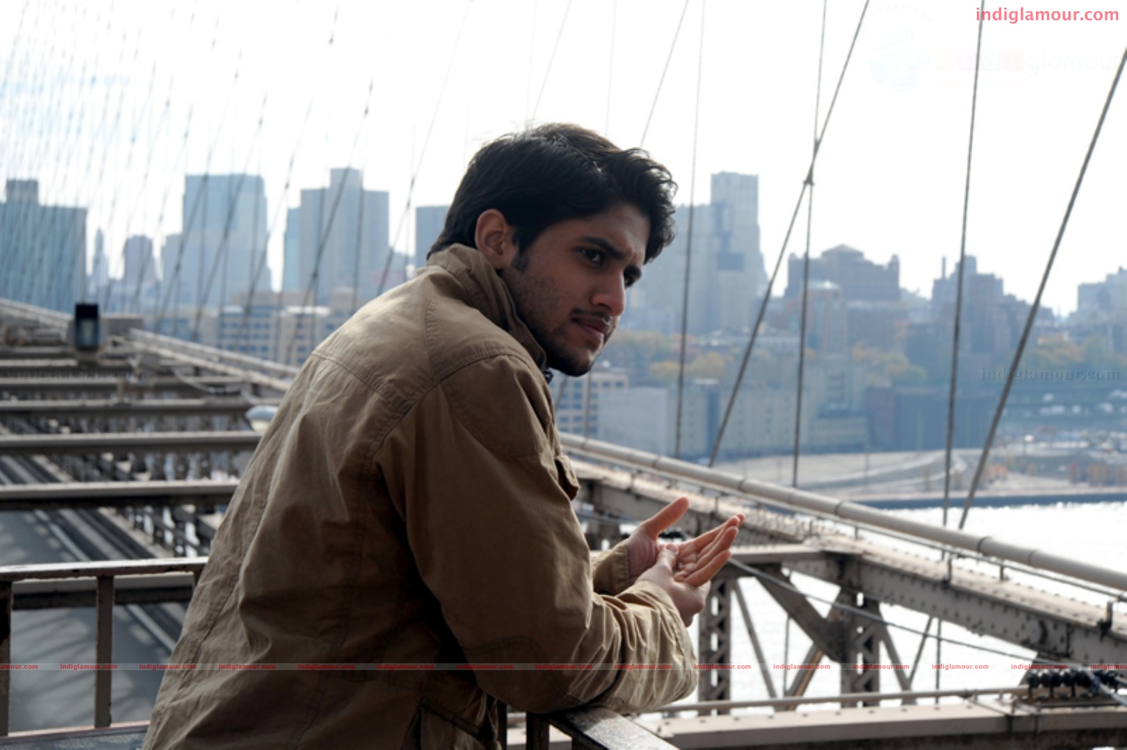 Yemaaya Chesave Movie hd photo