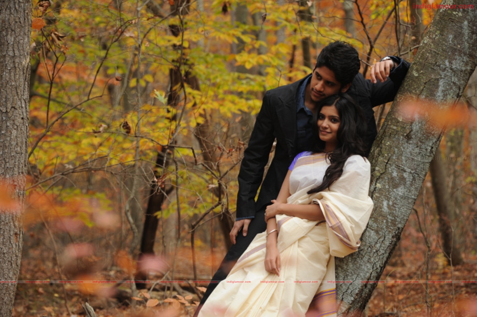 Yemaaya Chesave Movie hd photo