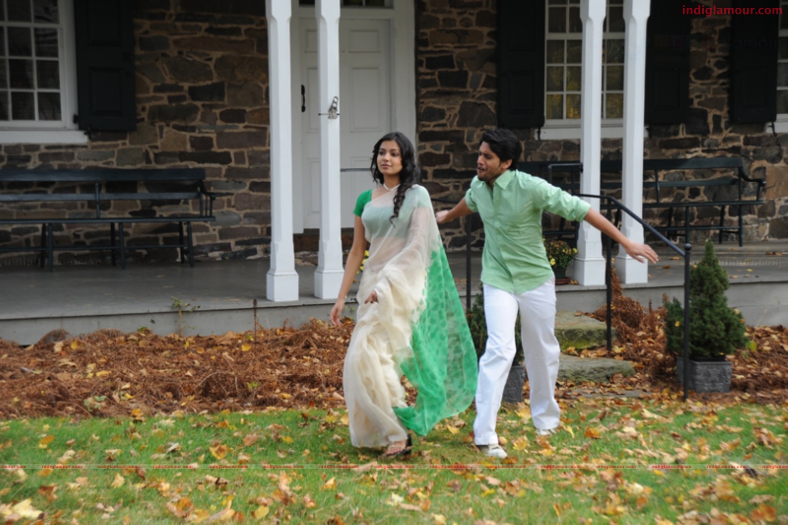 Yemaaya Chesave Movie hd photo
