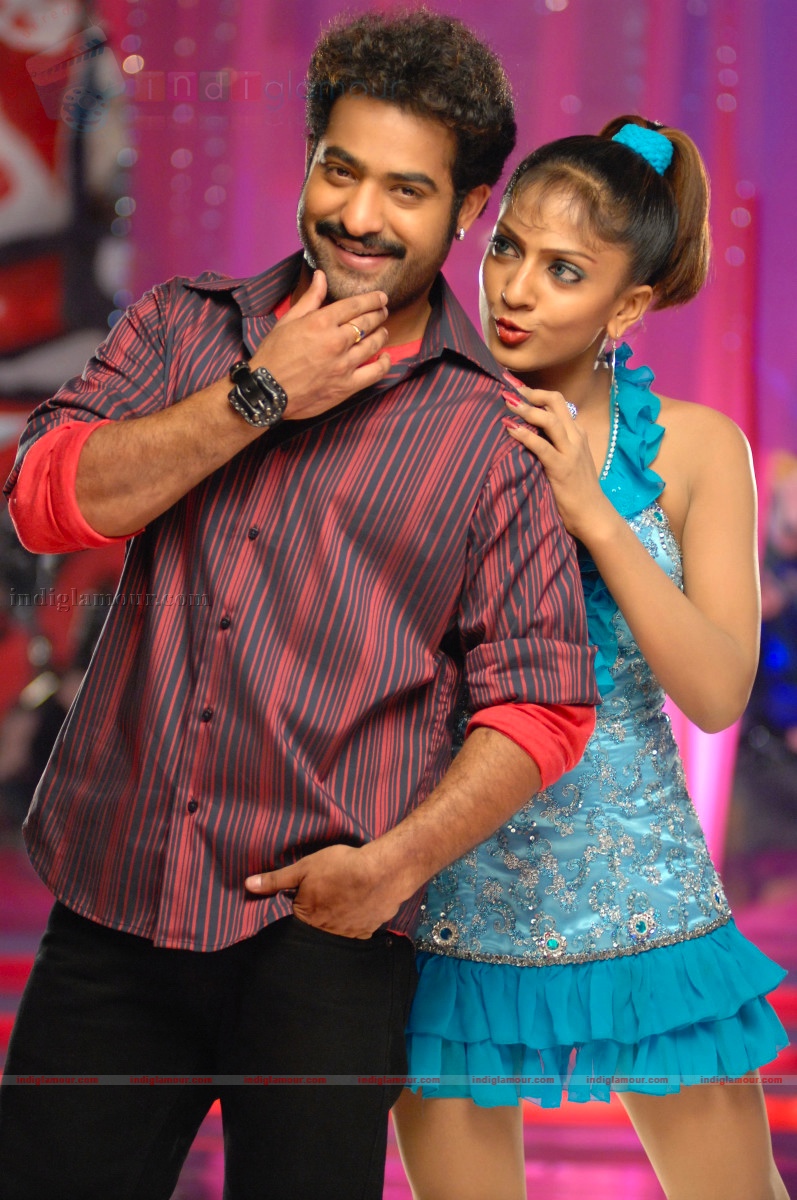 Adurs Movie hd photo