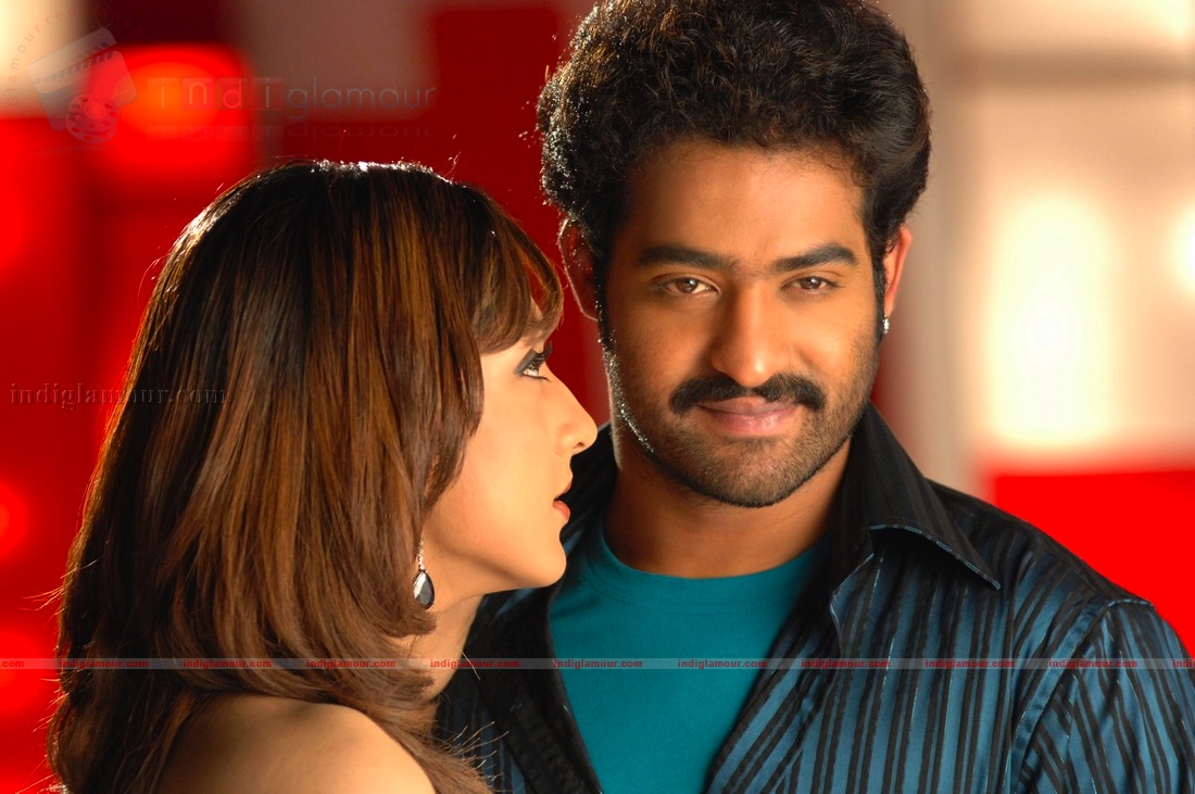 Adurs Movie hd photo