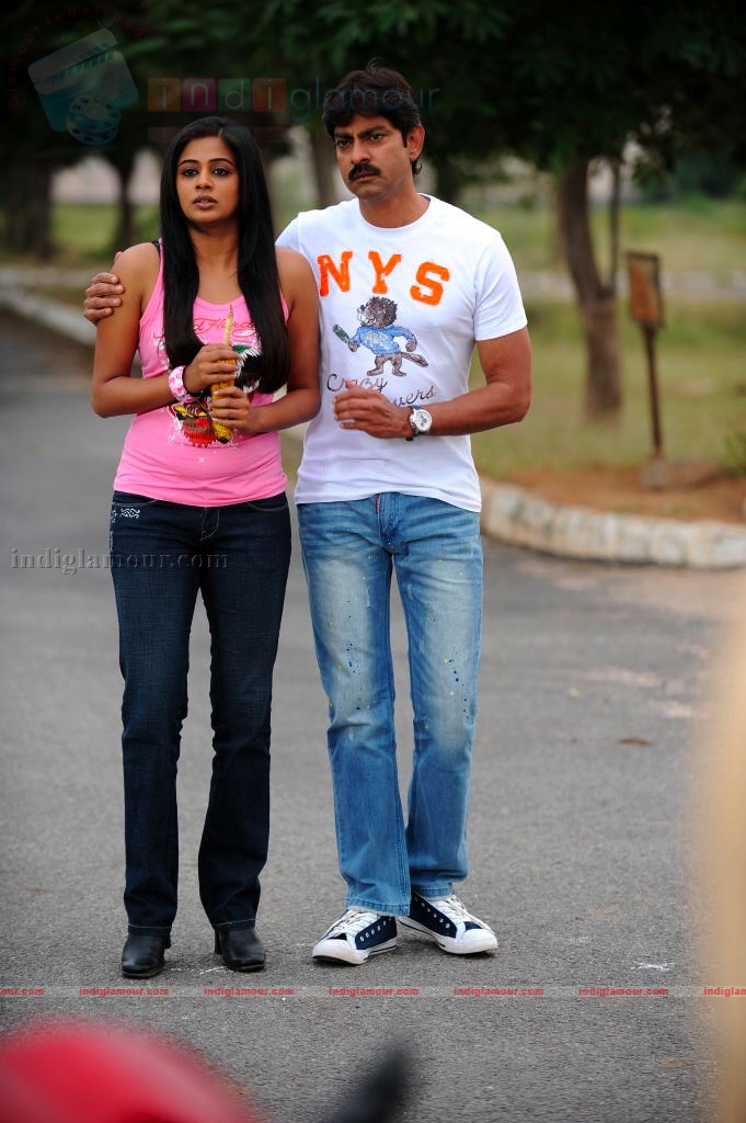Sadhyam Movie hd photo