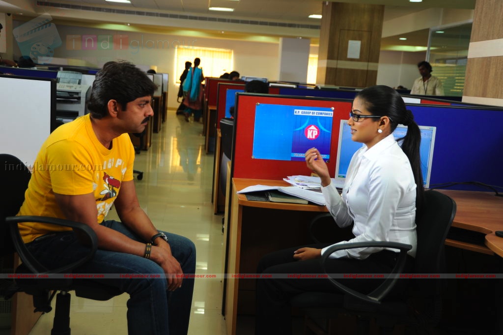 Sadhyam Movie hd photo