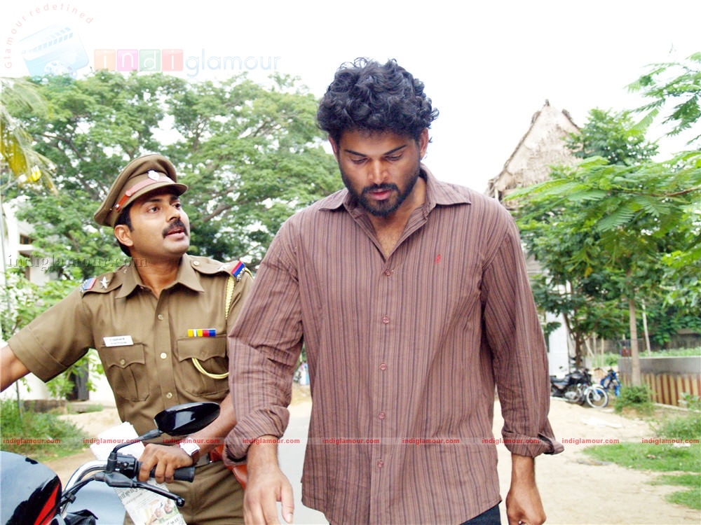 Sneham Movie hd photo