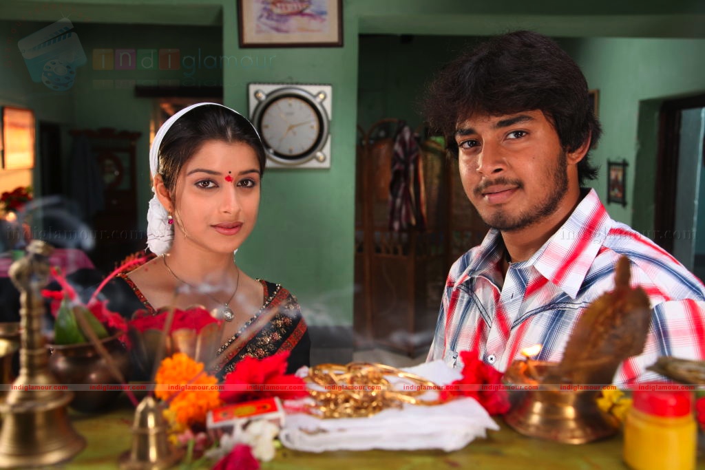 Mouna Raagam Movie hd photo