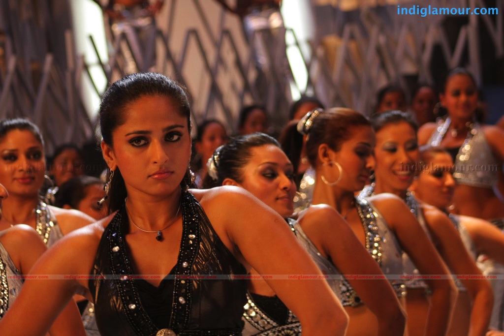 Yamudu Movie hd photo