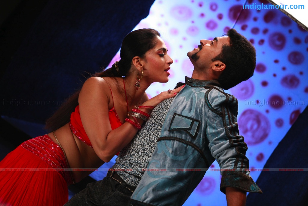 Yamudu Movie hd photo