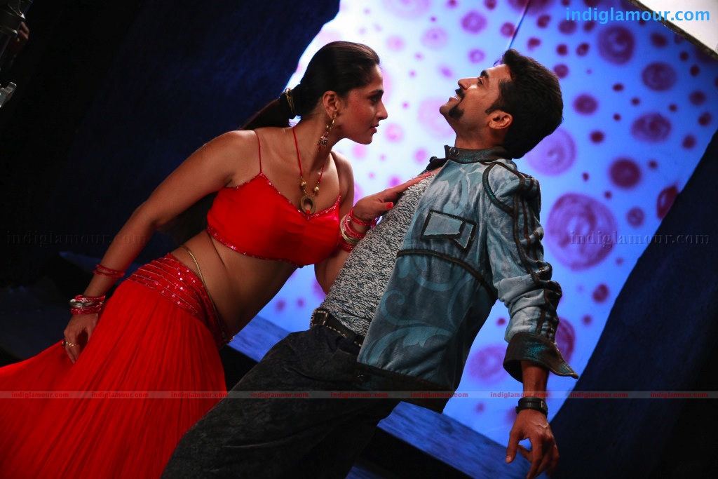 Yamudu Movie hd photo