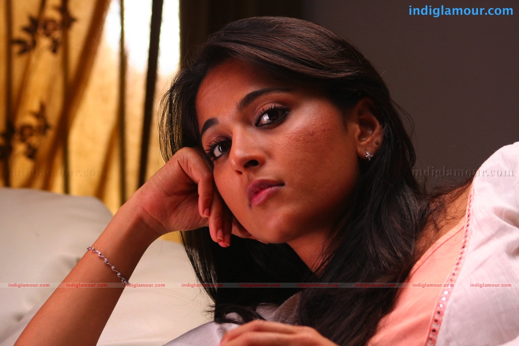 Yamudu Movie hd photo