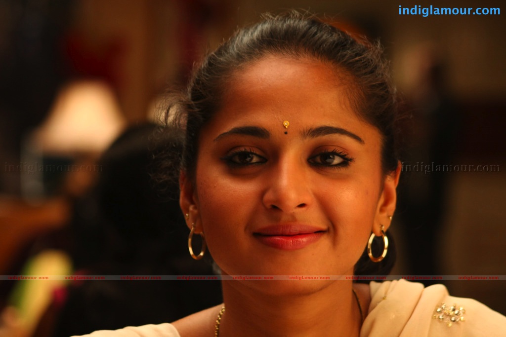 Yamudu Movie hd photo