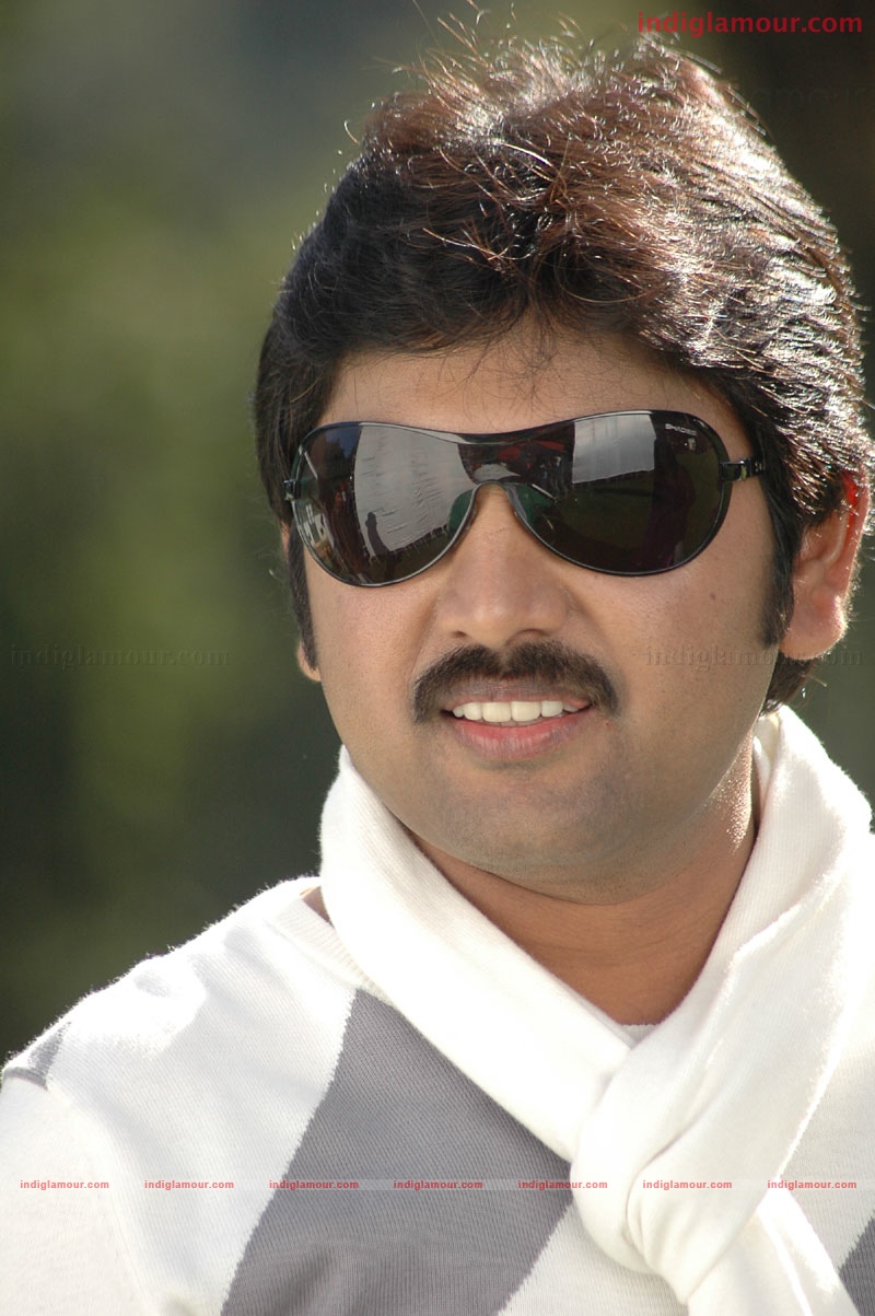 Hasini Movie hd photo