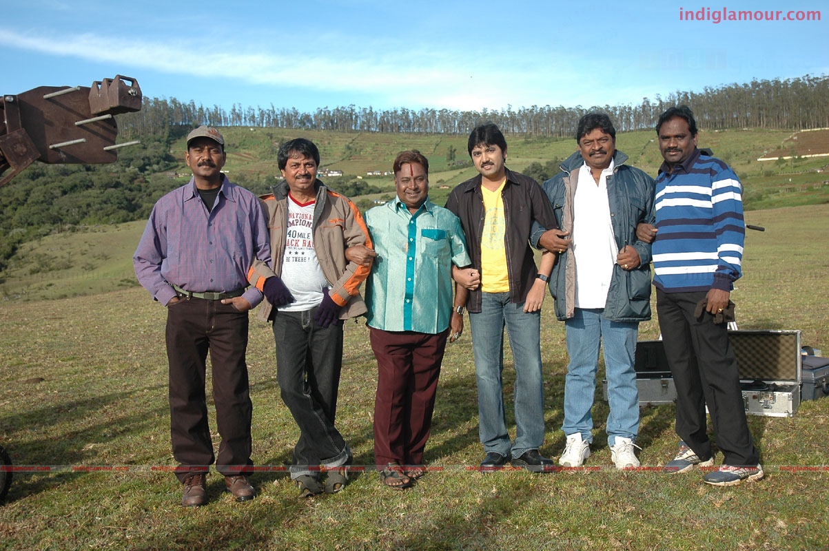 Hasini Movie hd photo