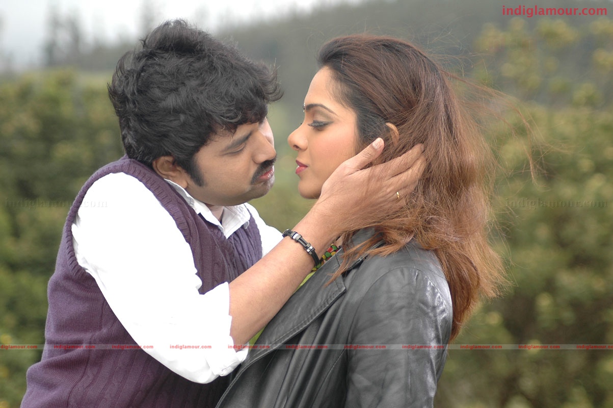 Hasini Movie hd photo