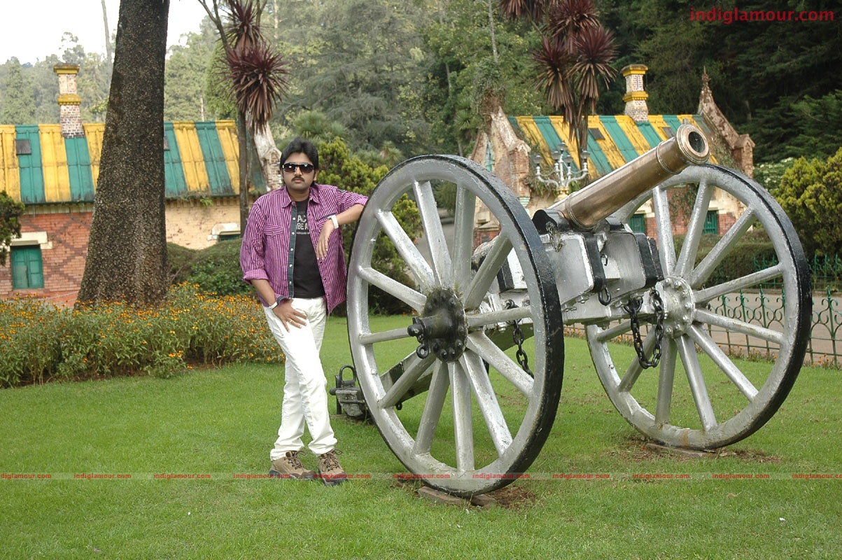 Hasini Movie hd photo