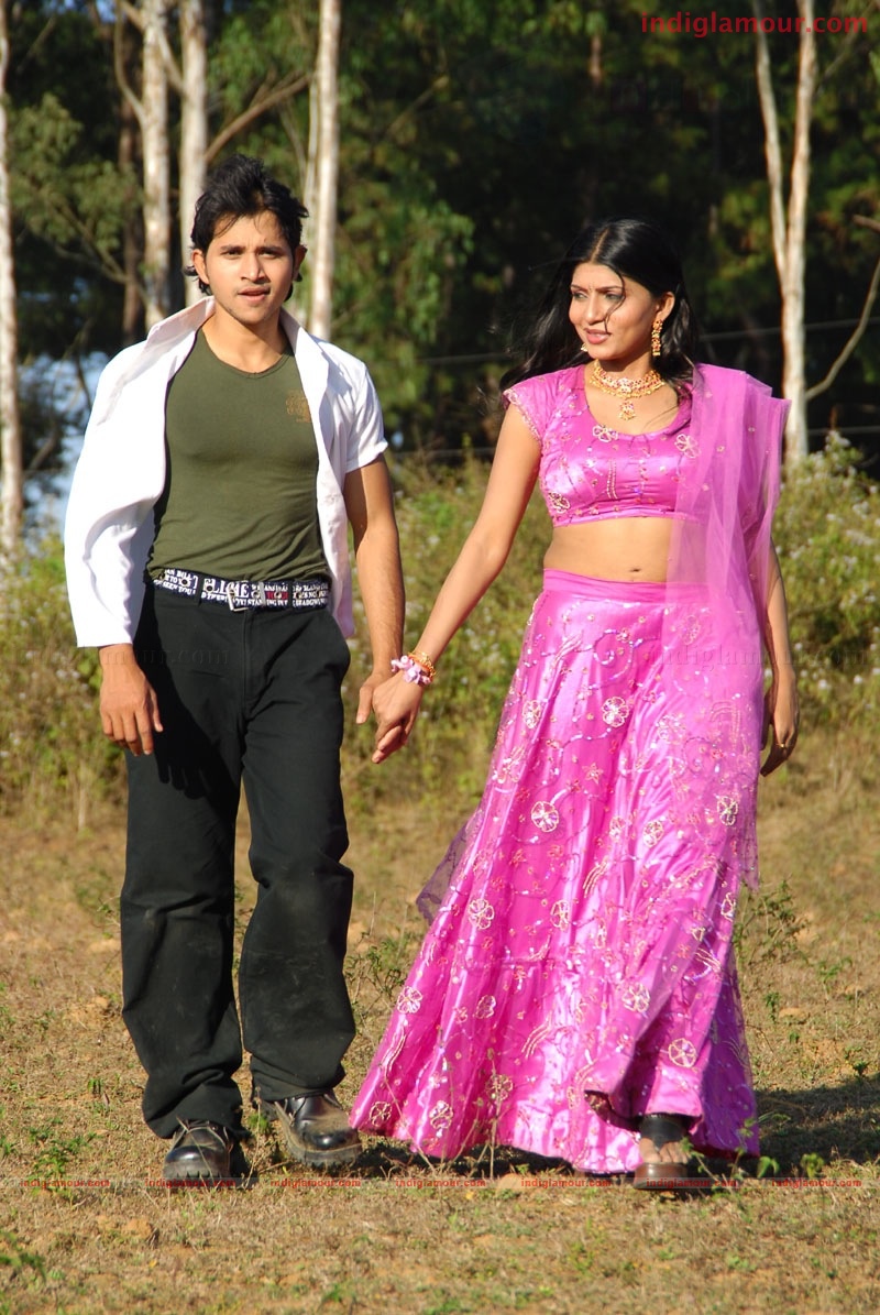 Priyamaina Anjali Movie hd photo