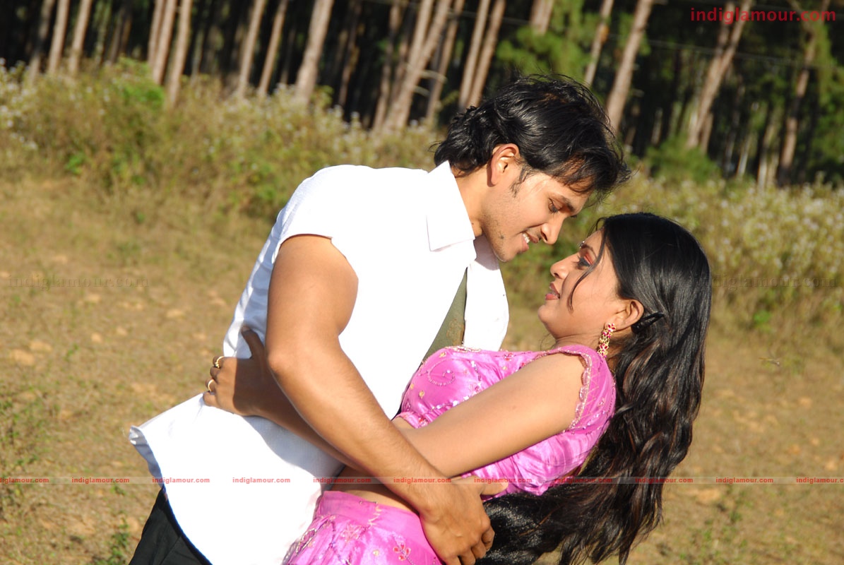 Priyamaina Anjali Movie hd photo