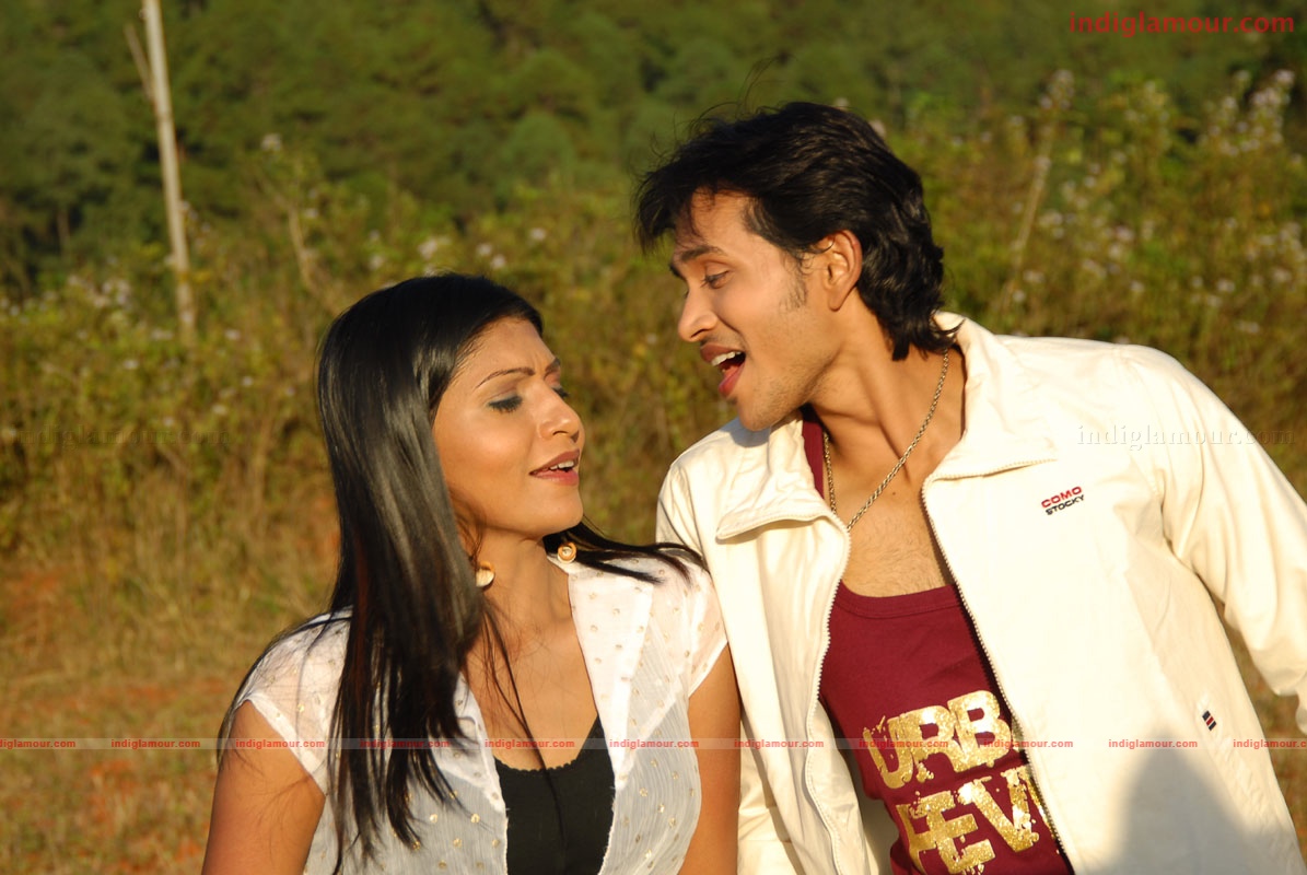 Priyamaina Anjali Movie hd photo