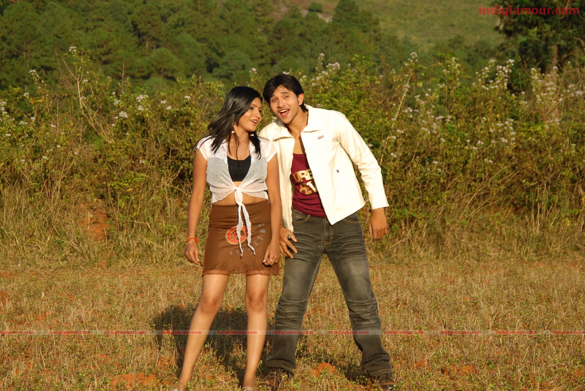 Priyamaina Anjali Movie hd photo