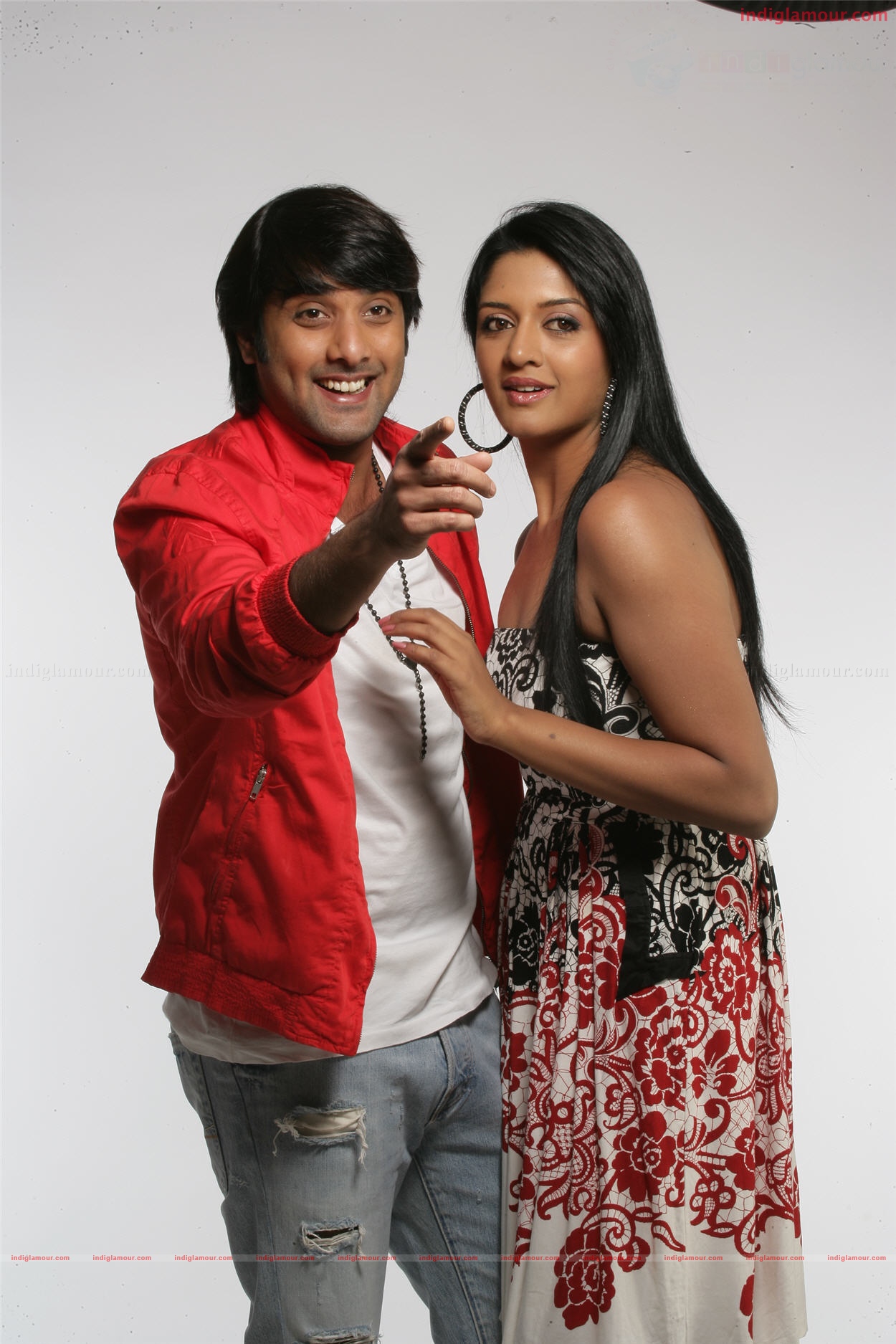 Chukkalanti Ammayi Chakkananina Abbayi Movie hd photo