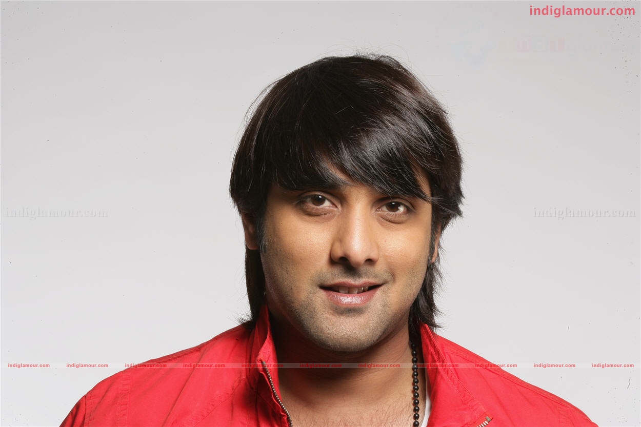Chukkalanti Ammayi Chakkananina Abbayi Movie hd photo