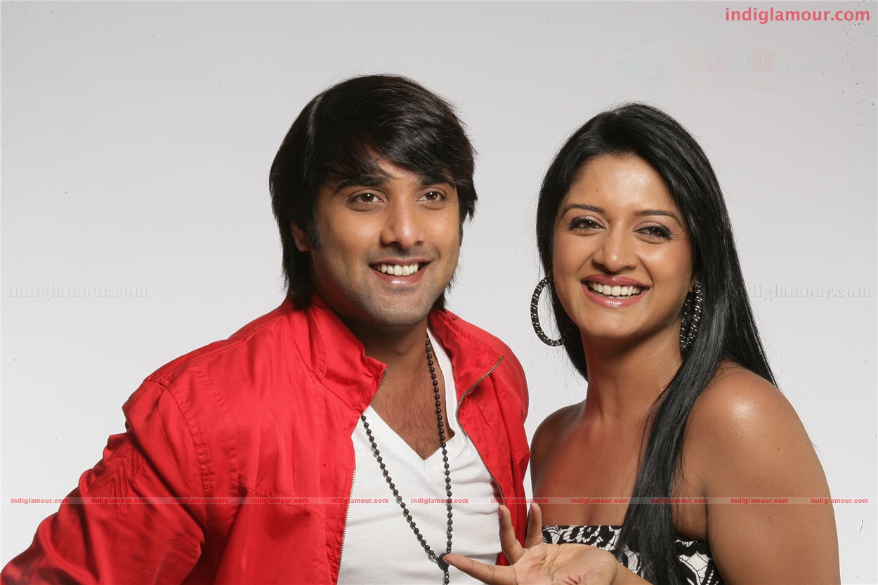 Chukkalanti Ammayi Chakkananina Abbayi Movie hd photo