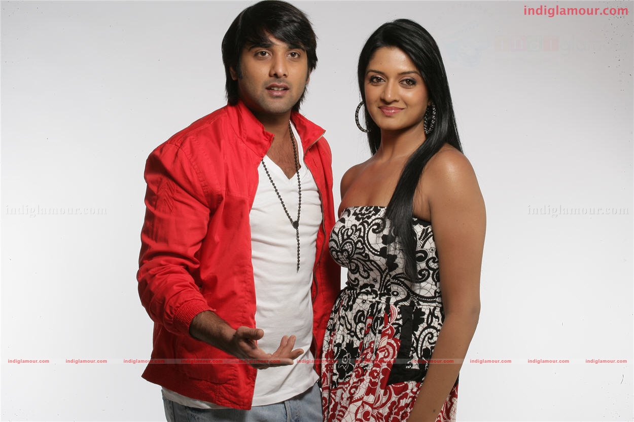 Chukkalanti Ammayi Chakkananina Abbayi Movie hd photo