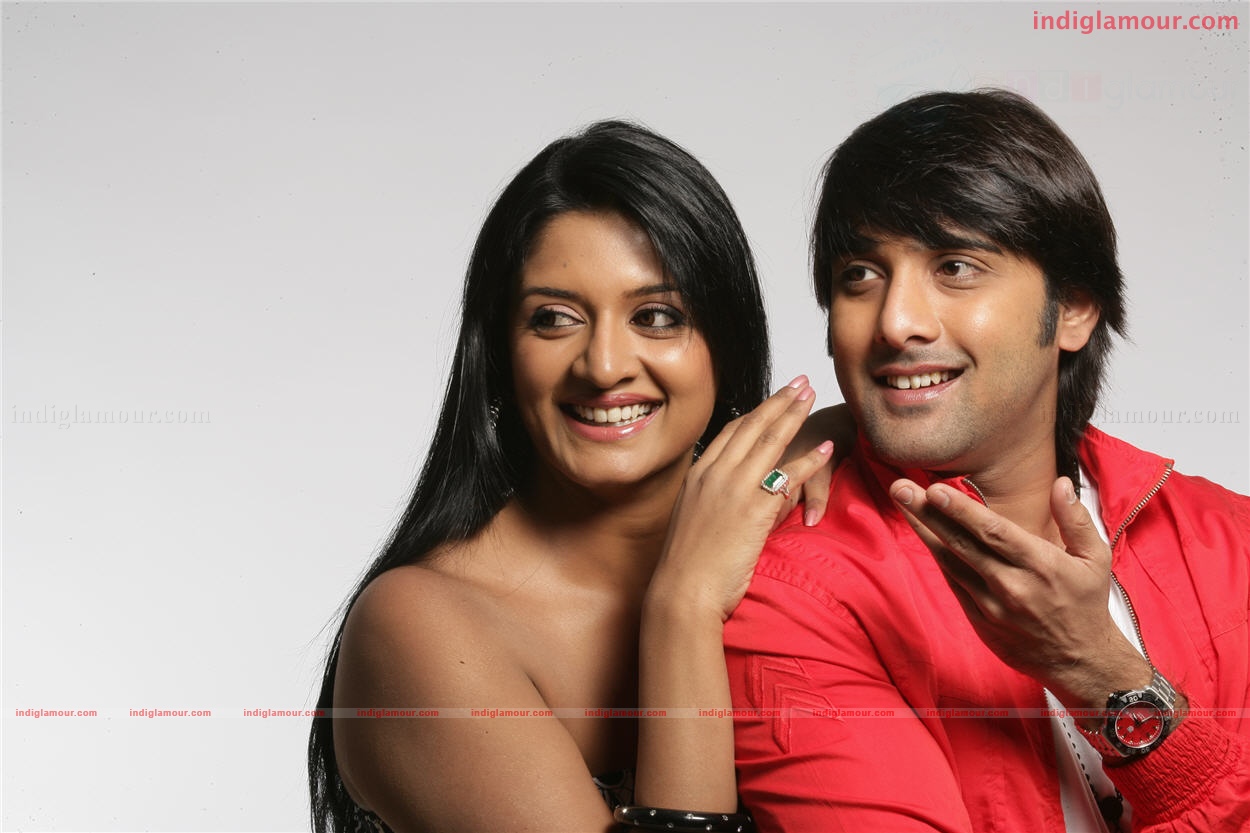 Chukkalanti Ammayi Chakkananina Abbayi Movie hd photo