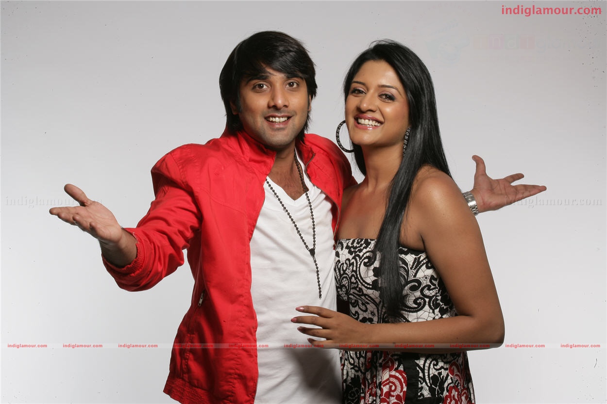 Chukkalanti Ammayi Chakkananina Abbayi Movie hd photo