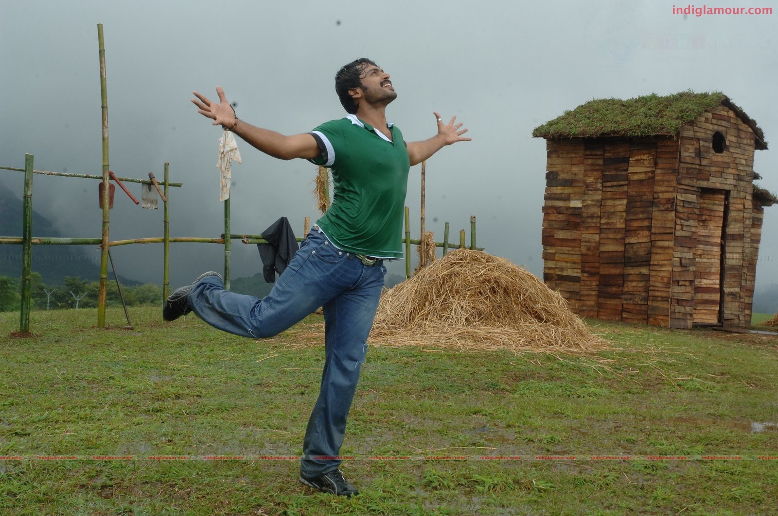 Awara Movie hd photo