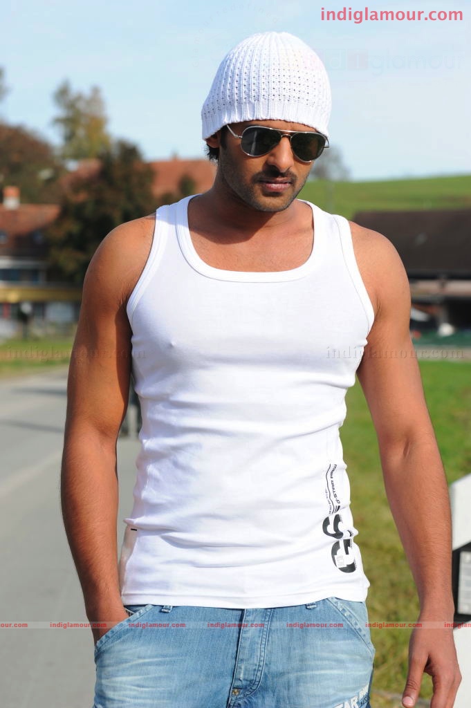 Darling Movie hd photo