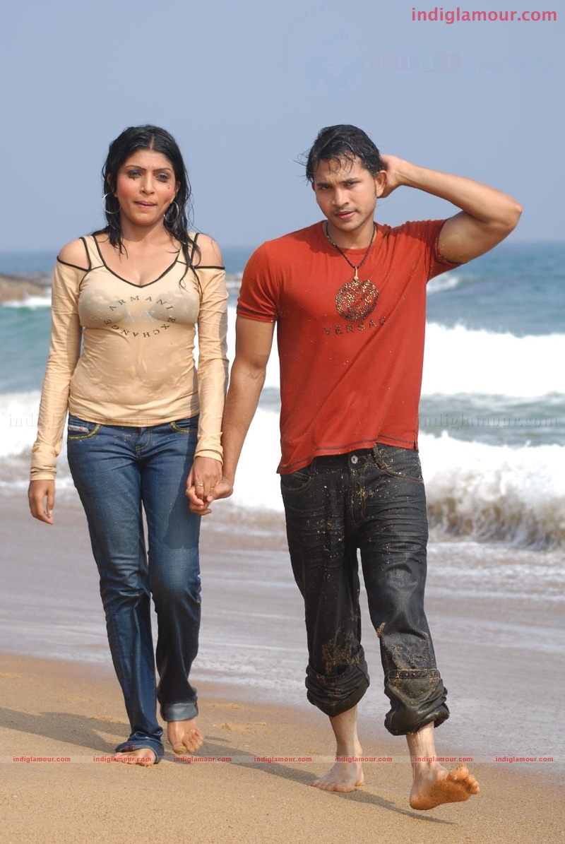 Priyamaina Anjali Movie hd photo