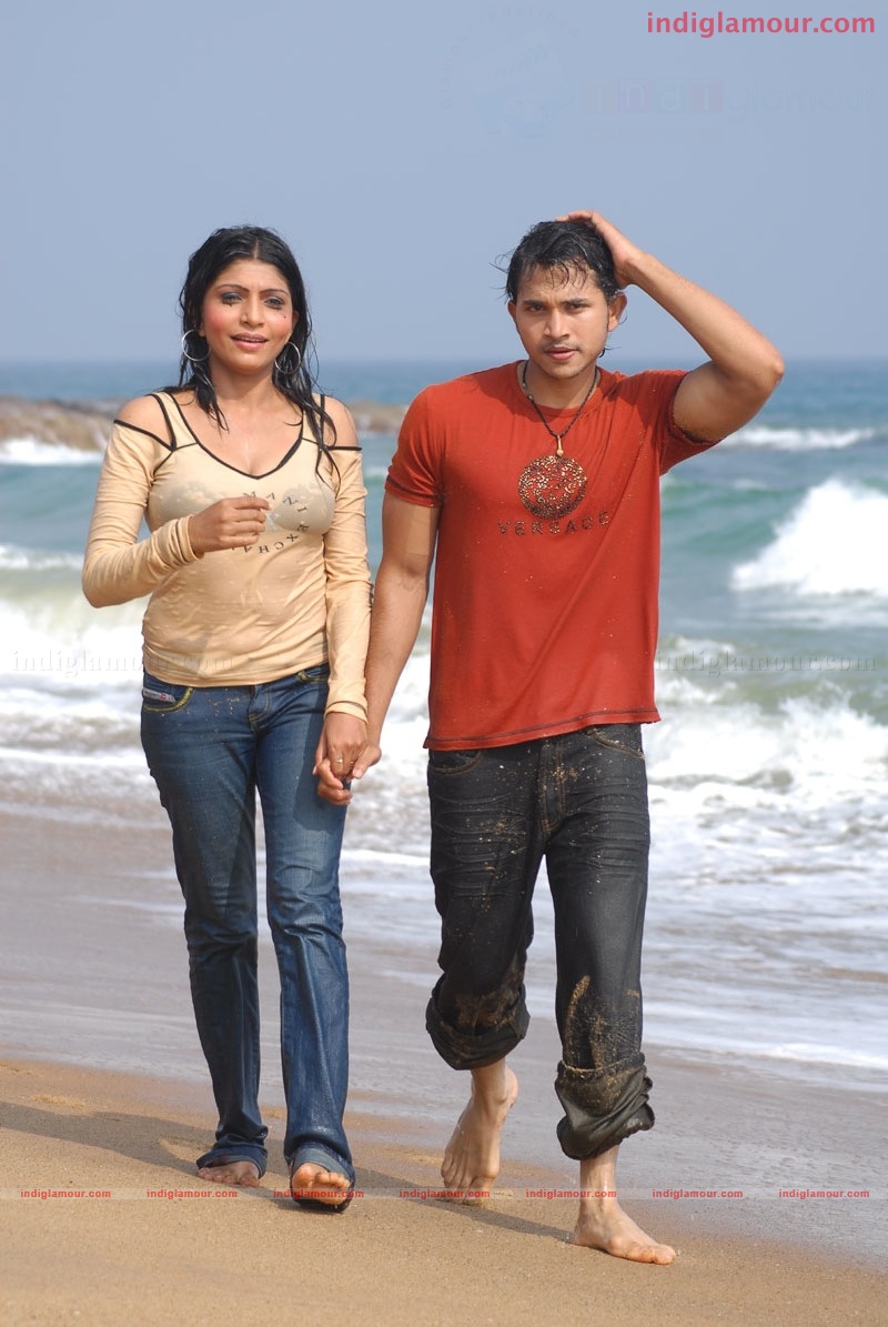 Priyamaina Anjali Movie hd photo