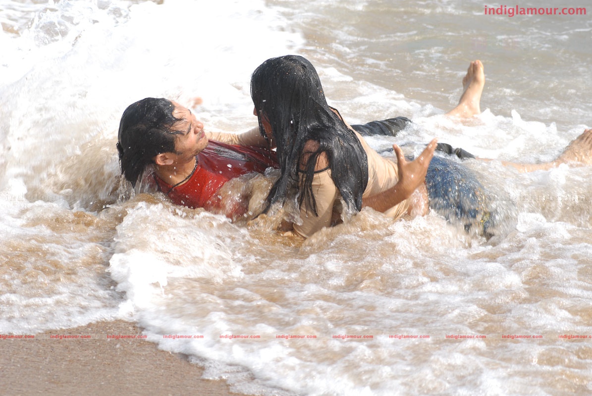 Priyamaina Anjali Movie hd photo
