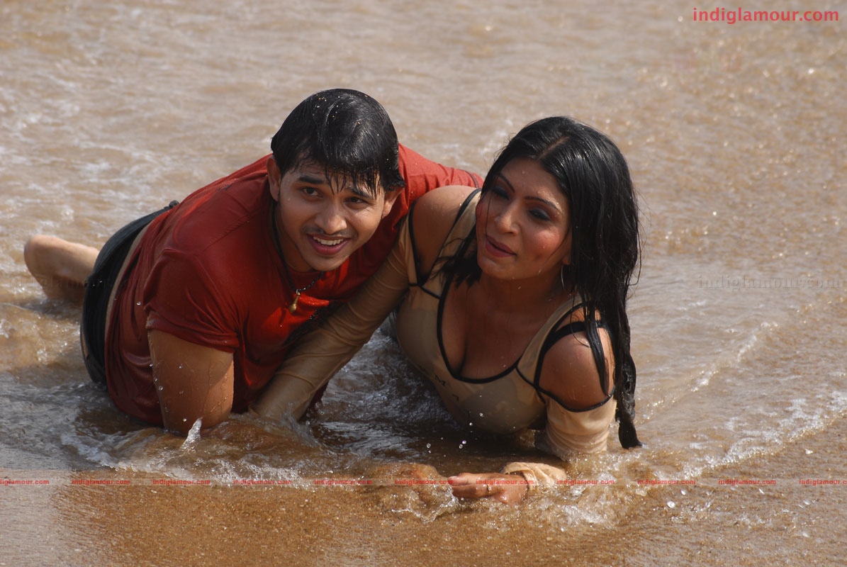 Priyamaina Anjali Movie hd photo