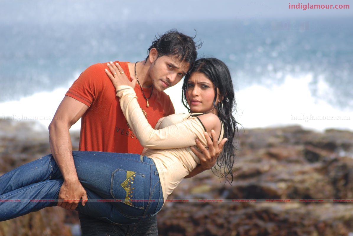 Priyamaina Anjali Movie hd photo