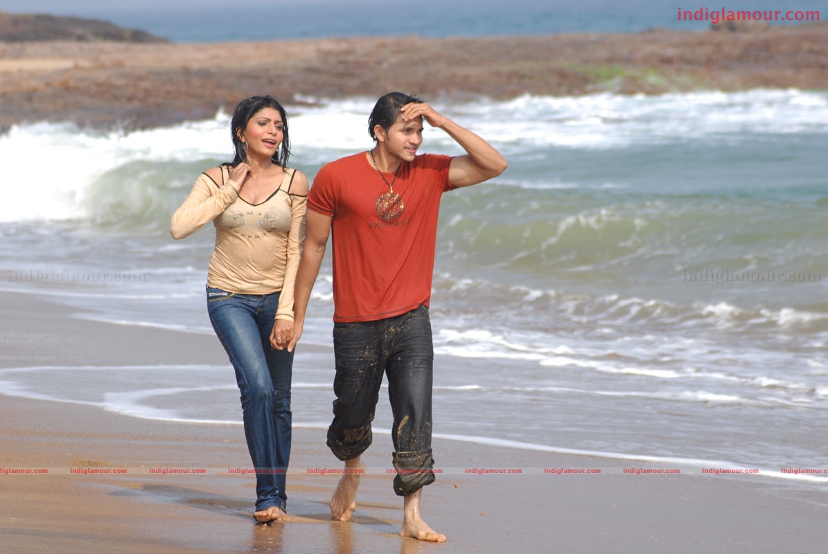 Priyamaina Anjali Movie hd photo
