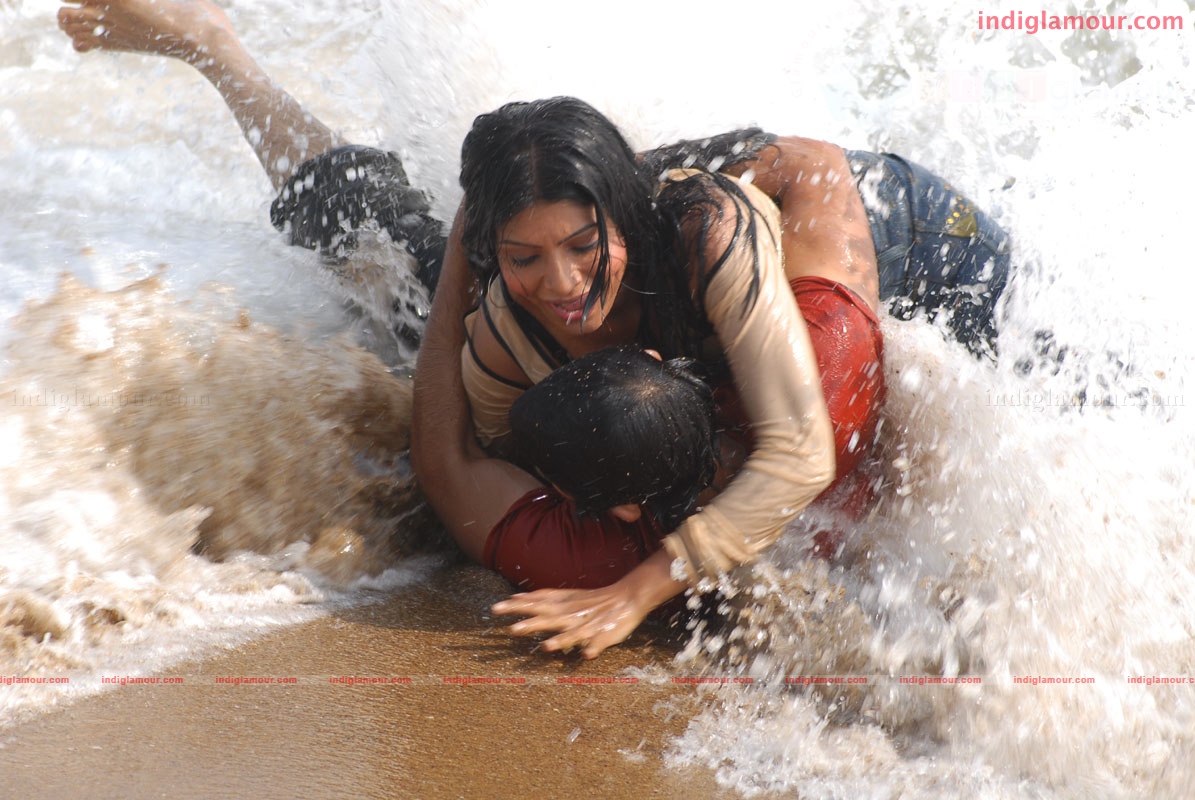 Priyamaina Anjali Movie hd photo