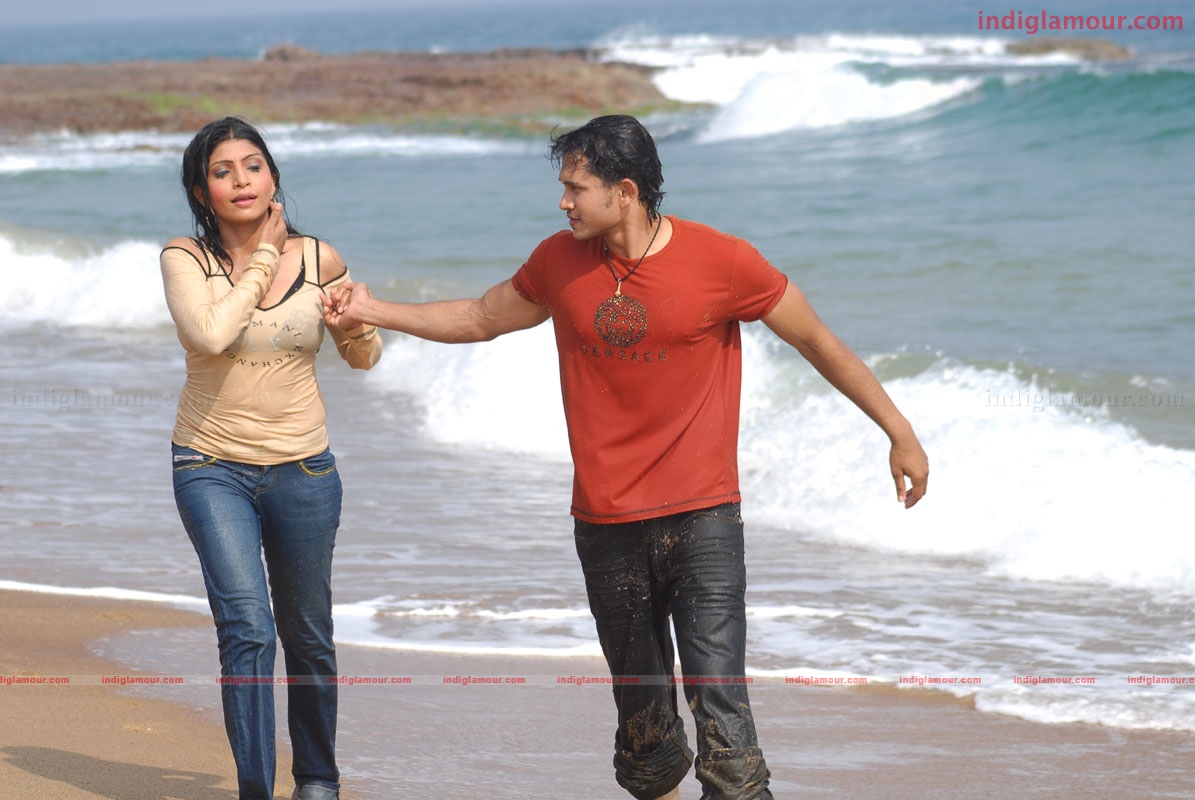 Priyamaina Anjali Movie hd photo
