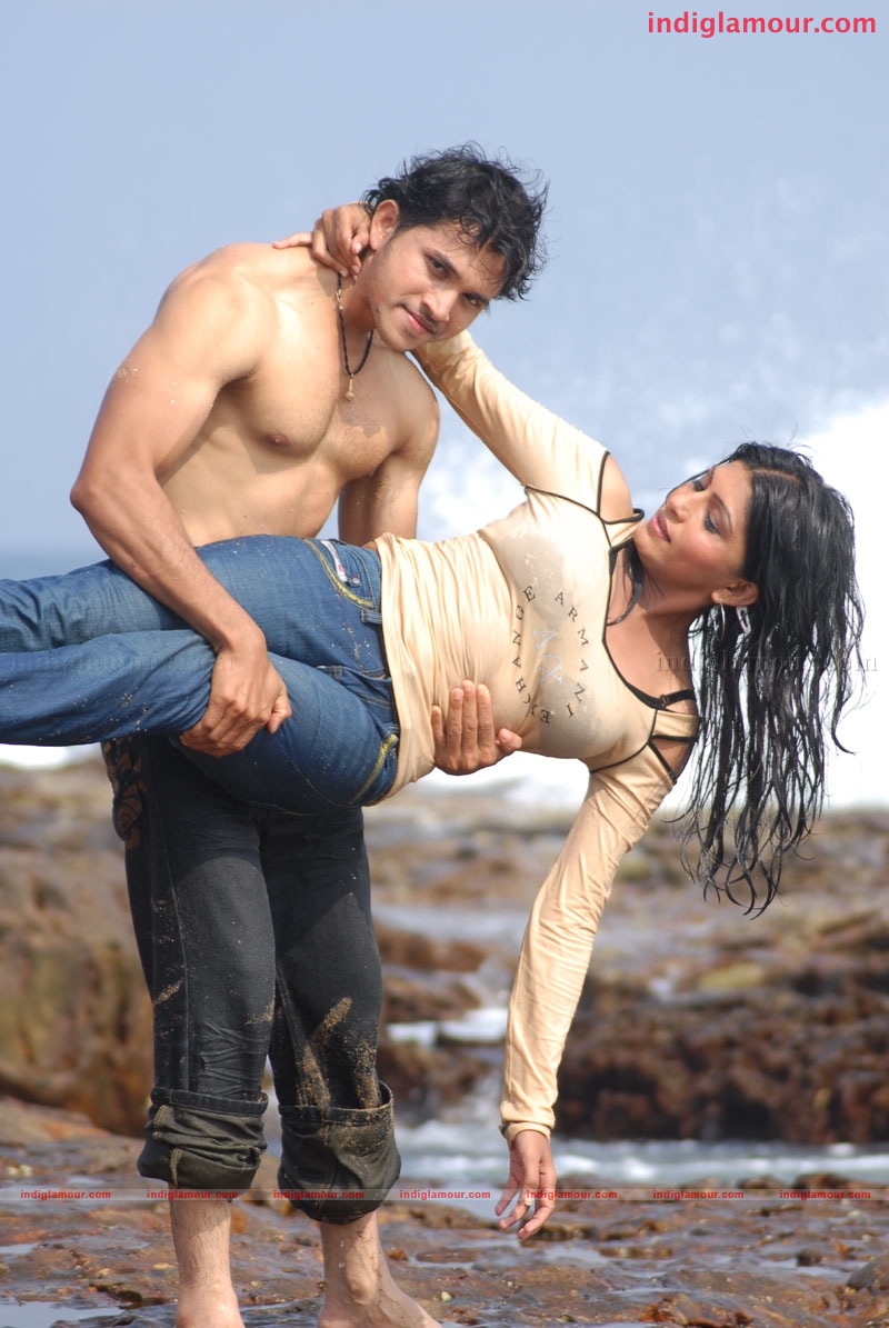 Priyamaina Anjali Movie hd photo