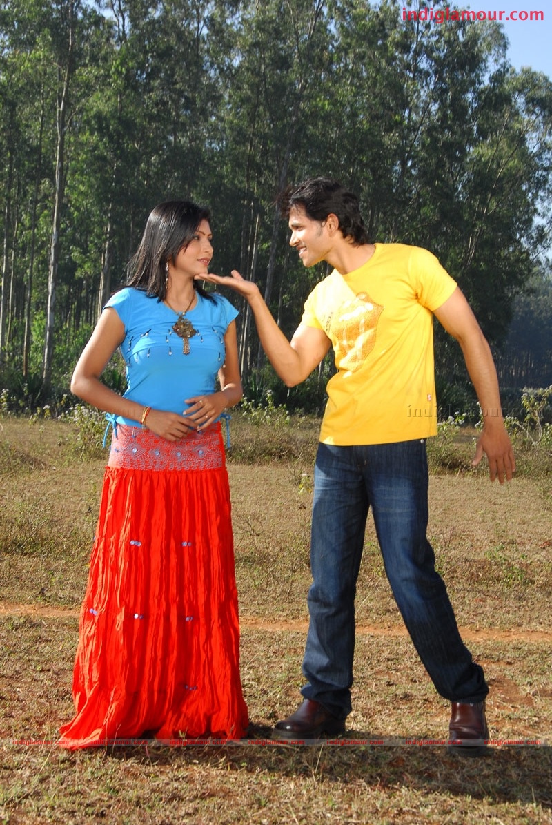 Priyamaina Anjali Movie hd photo